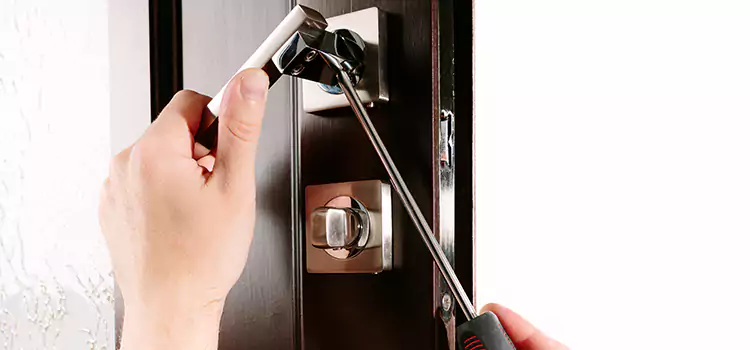 Door Lock Replacement Service Pine Hills